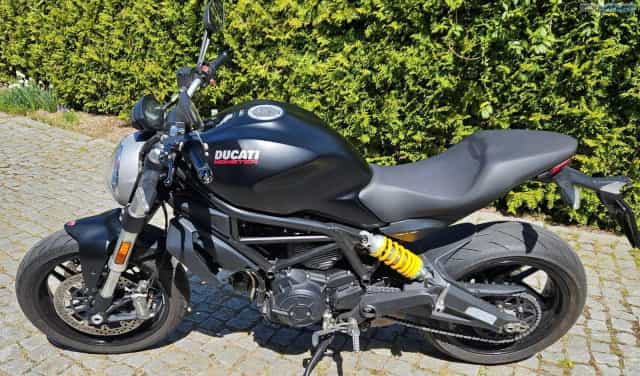 Ducati Monster 797