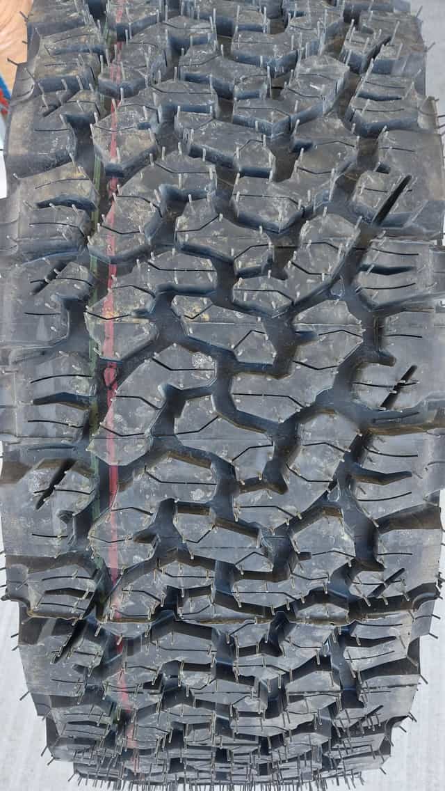 PNEUMATIKY (PROT.)GEYER&HOSAJA ROCK 265/65 R17