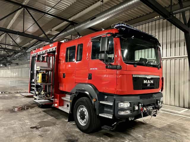 prodáme hasičský MAN TGM , 4X4, 3200L VODY
