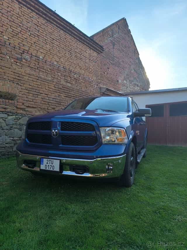 Dodge RAM 1500  5,7 Hemi