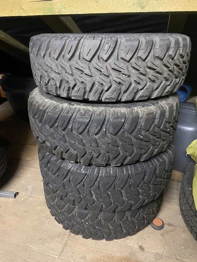 Offroad pneu 215/65 r16