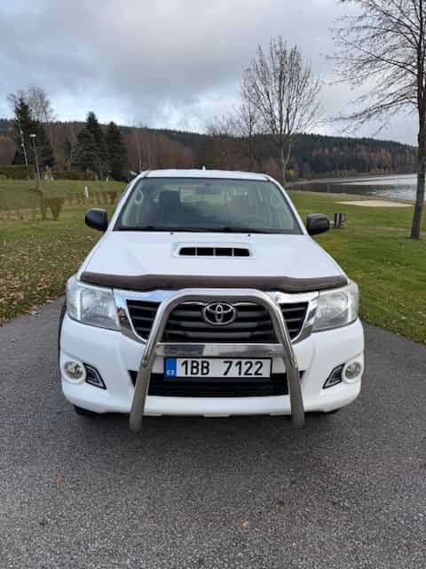 Prodám Toyota Hilux 2,5 D4D 4x4