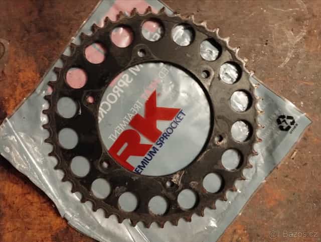 Honda xr 600 zadní rozeta 48 z