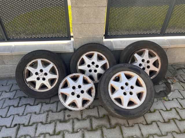 Alu Ford Sierra R15 5x112 6J ET38 střed 63,3 mm