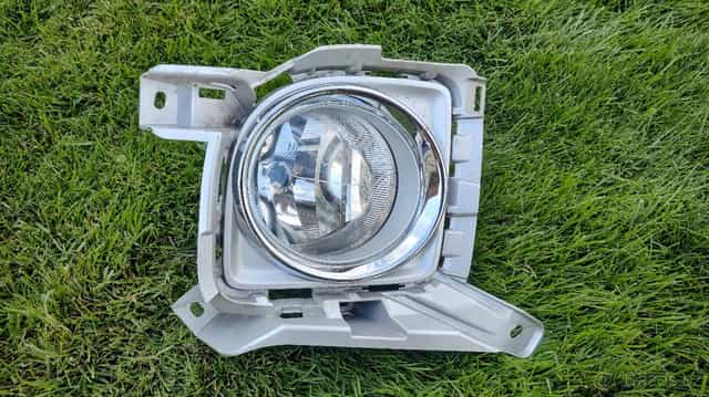 Toyota Land Cruiser 2013-2017 (J200), lava predna hmlovka