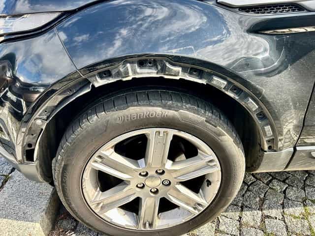 Sháním plastový kryt na levý přední RANGE ROVER