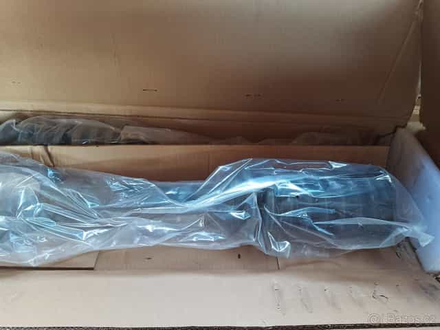 Jeep Grand Cherokee WK2 2014 pružiny a tlumiče