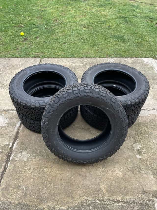 Nové pneu BFGoodrich A/T 275/60 R20