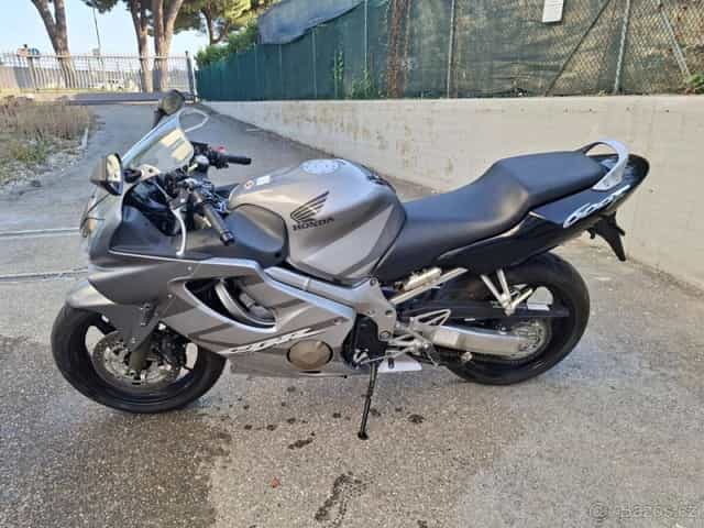Prodám HONDA CBR 600 F