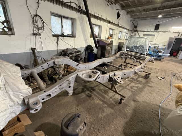 Nissan patrol y60 rám dlouhý