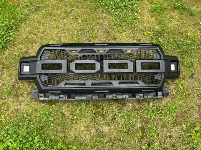Maska, grill Ford F-150 18-21