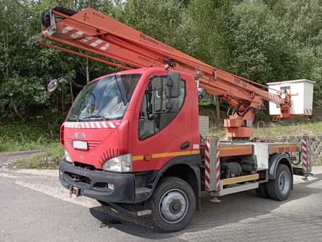 Avia D120 - montážní plošina