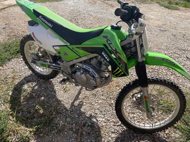 Kawasaki klx 140 r