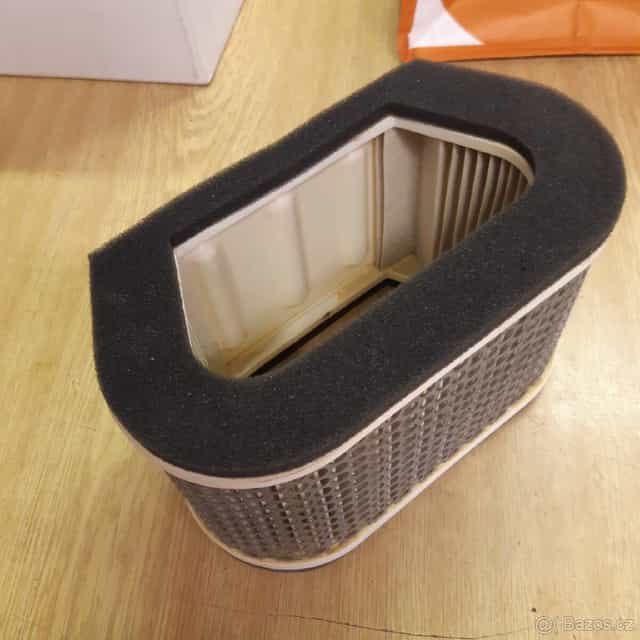 Prodám vzduchový filtr YAMAHA R1 r.v.98-99