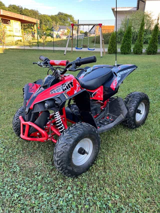 Dětská čtyřkolka Hecht