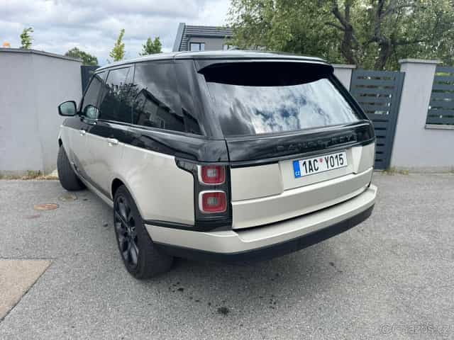 Land Rover Range 4.4 SDV8,luxusní výbava-splátky pro všechny