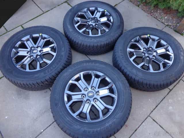 new VW Amarok / new Ford Ranger zimna sada kol 255/65R18