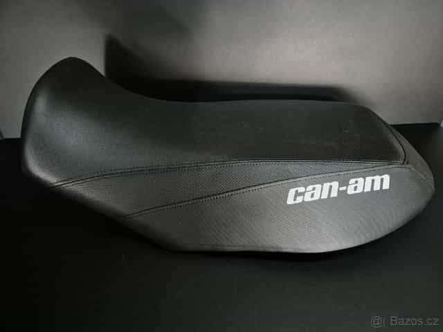 Can-am Renegade sedačka