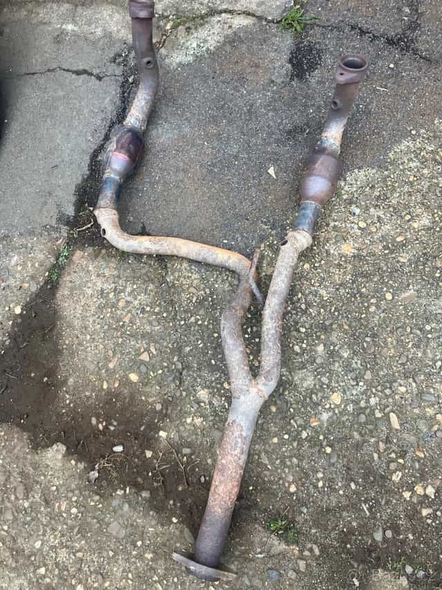 Katalyzátory jeep cherokee/liberty 3.7 kj