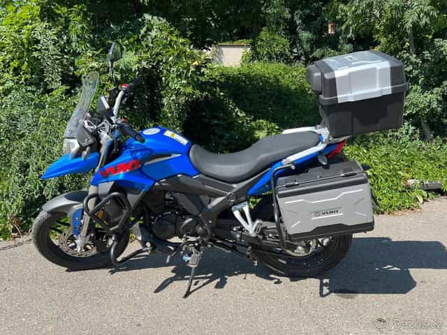 Prodám Yuki 125i XTR II (2021) – Top stav, servisní kniha