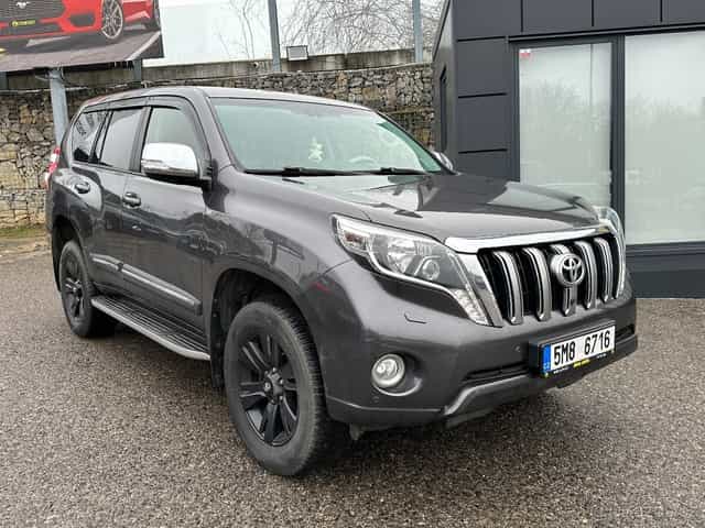 Toyota Land Cruiser 2016