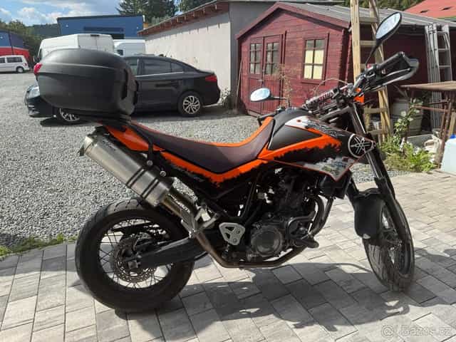 Supermoto...