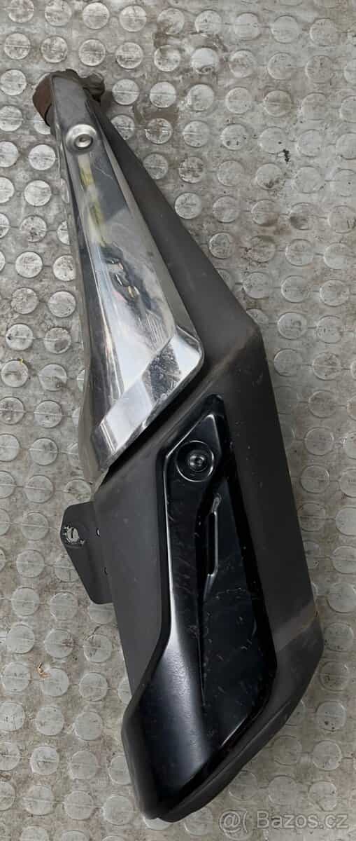 Honda CB300R - originální výfuk