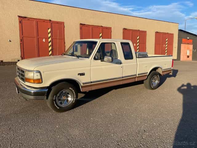 Ford F-150 5.0L EFI V8