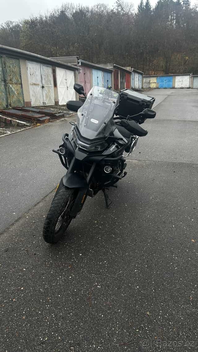 CF MOTO 800 MT Explorer