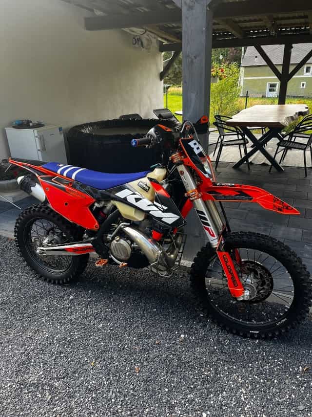 KTM EXC 250 POSLEDNÍ KARBURÁTOR