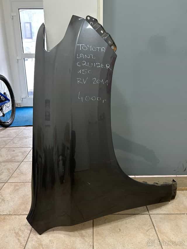 Blatník Toyota Land Cruiser