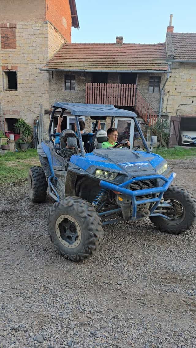 Polaris rzr xp 1000