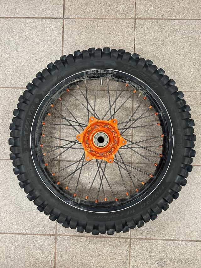 Zadní kolo KTM