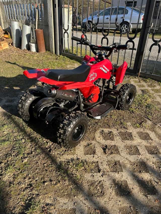 Dětská čtyřkolka