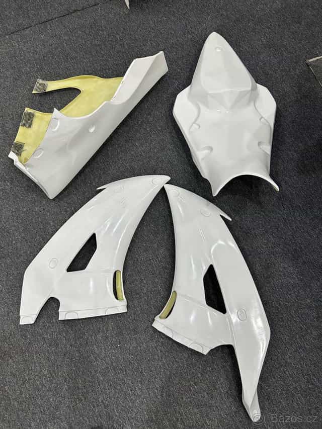 Laminátové Kapoty YAMAHA R6 2008-2016