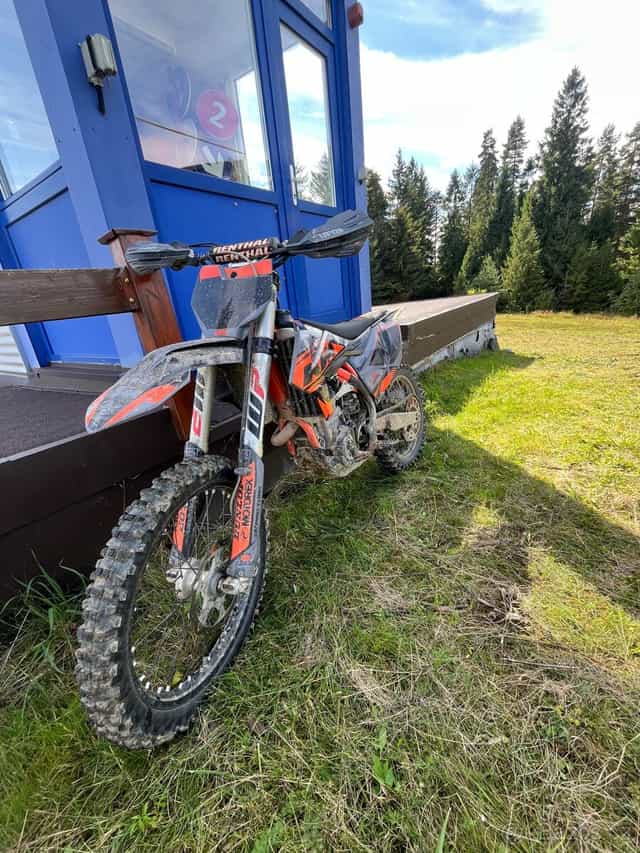 SXF 450 2018 + AKRAPOVIC VYFUK A ZVOD
