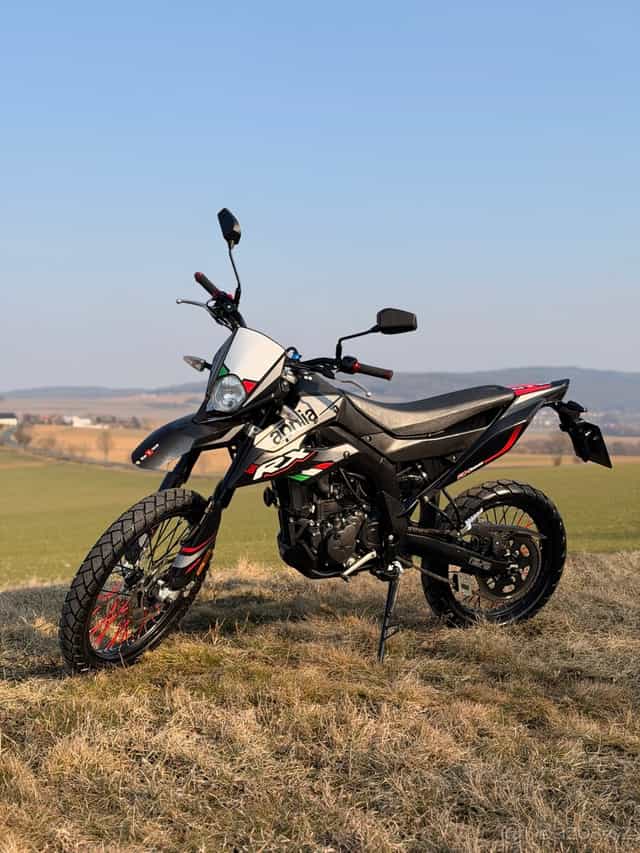 Aprilia RX 125 (2021) – 1. majitel, servisovaná, 7 361 km