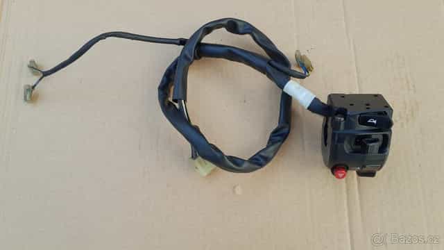 Přepínač Yamaha R6 2004