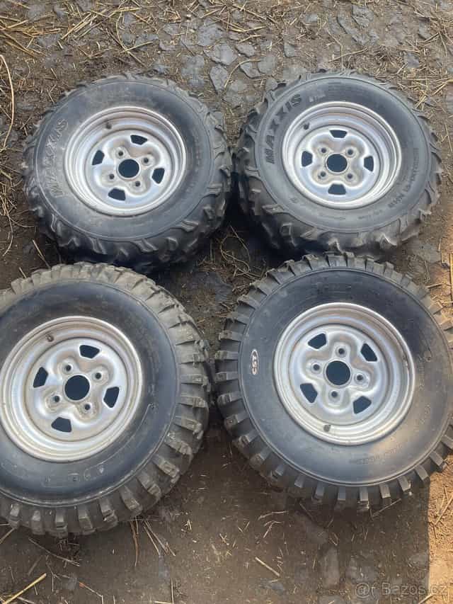 Prodám kola na čtyřkolku