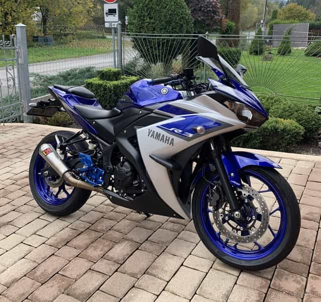 Yamaha YZF R3 2016 - TOP STAV