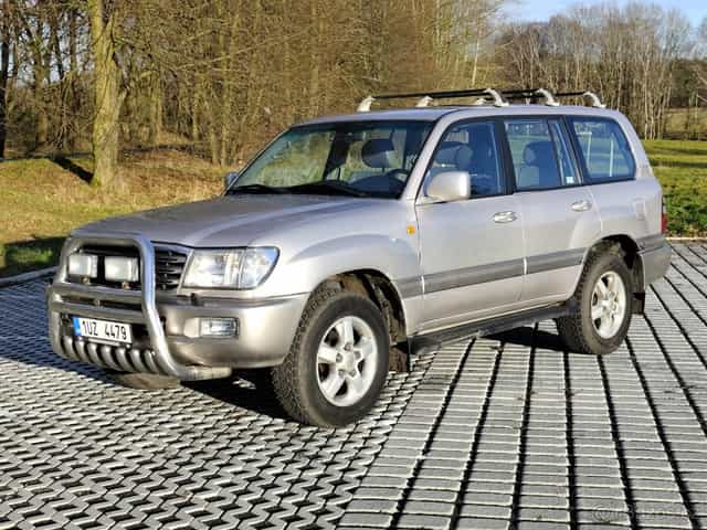 Toyota Land Cruiser HDJ100 MANUAL 2005