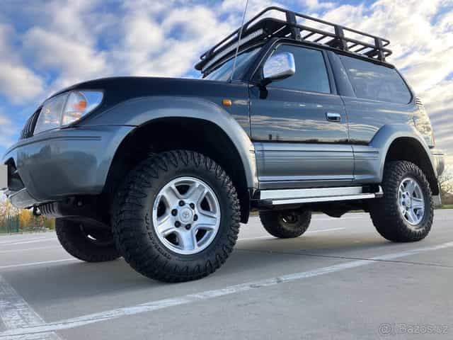 Toyota Land Cruiser J90