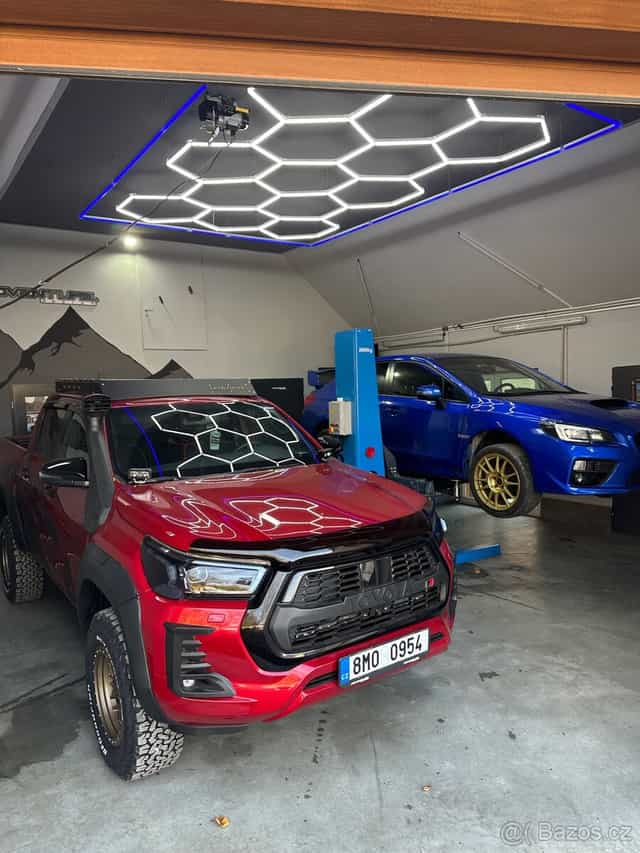 Toyota hilux roofrack zahradka atest 8sd