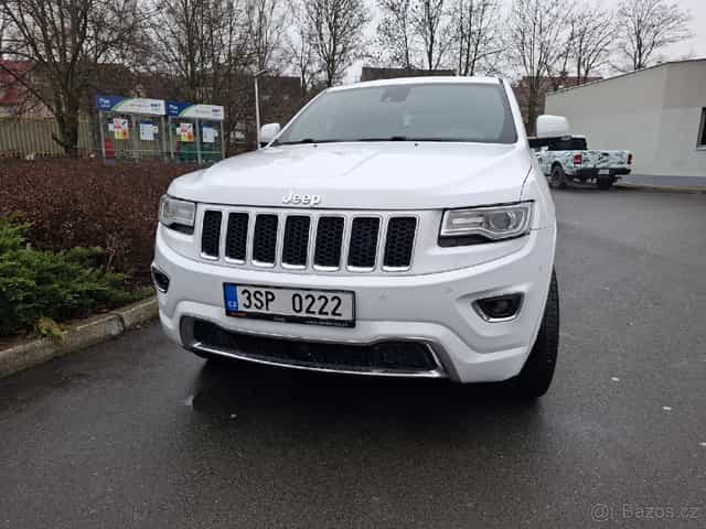 Jeep Grand Cherokee 3.0d, koupen v ČR, 145tkm.