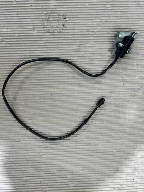 Spínač stojana Yamaha R6 2008+