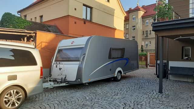 Karavan Burstner Belcanto 500 TL, 120km/hod.