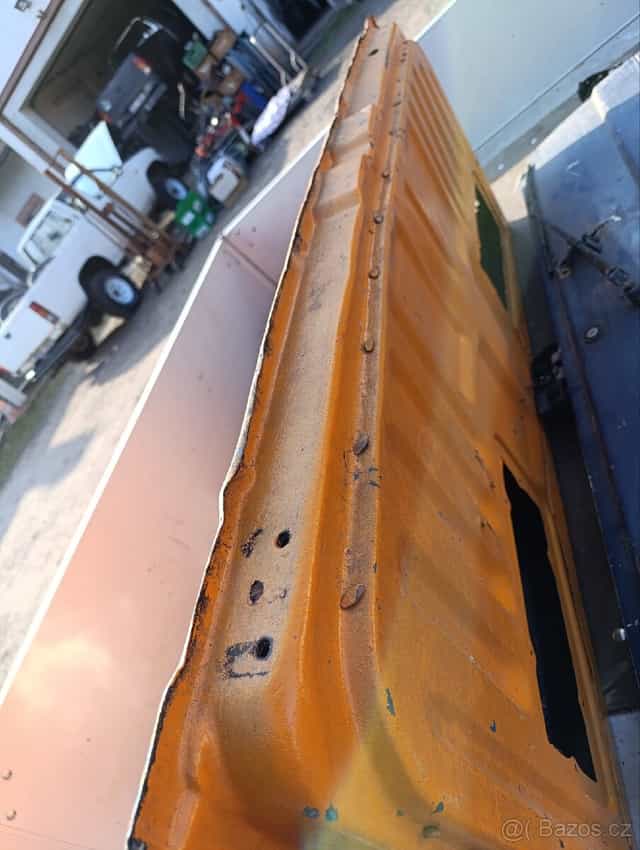 Vyklápěcí dveře Patrol 160 260 španel