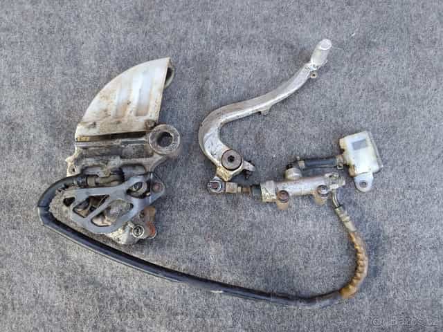 Prodám zadní brzdu Suzuki RM125