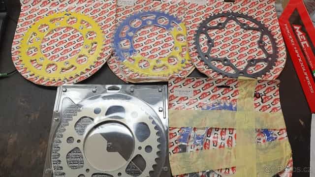 Výprodej skladu - Řetěz