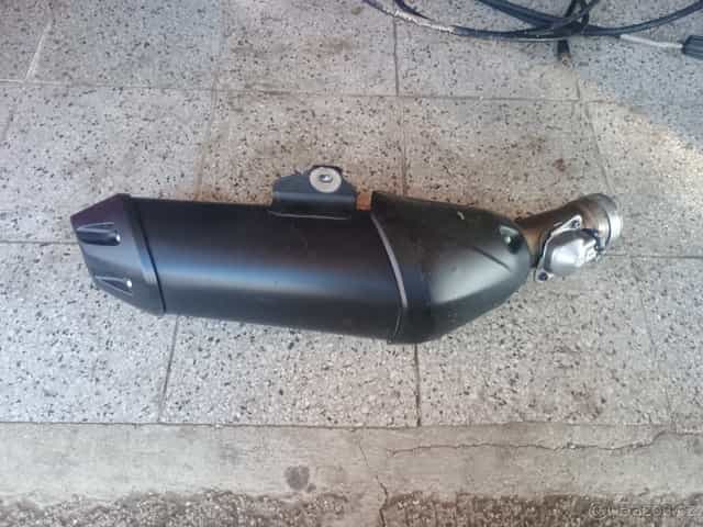 Originál výfuk Yamaha FZ1